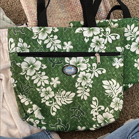 Green Floral Travel Bag Set - Picture 6 of 8